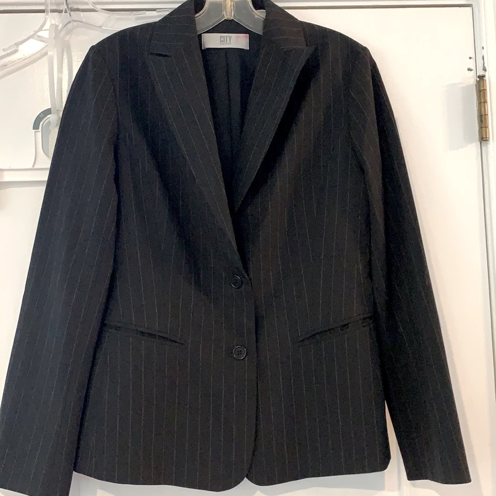 City DKNY black pinstripe blazer